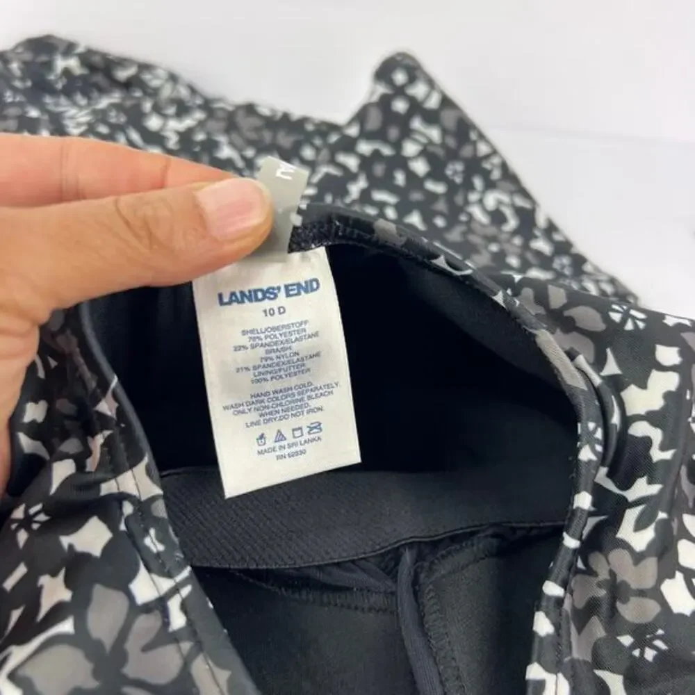 LANDS END 10 D Black Gray Slimming Scoop Neck Padded Women's‎ One Piece Swimsuit